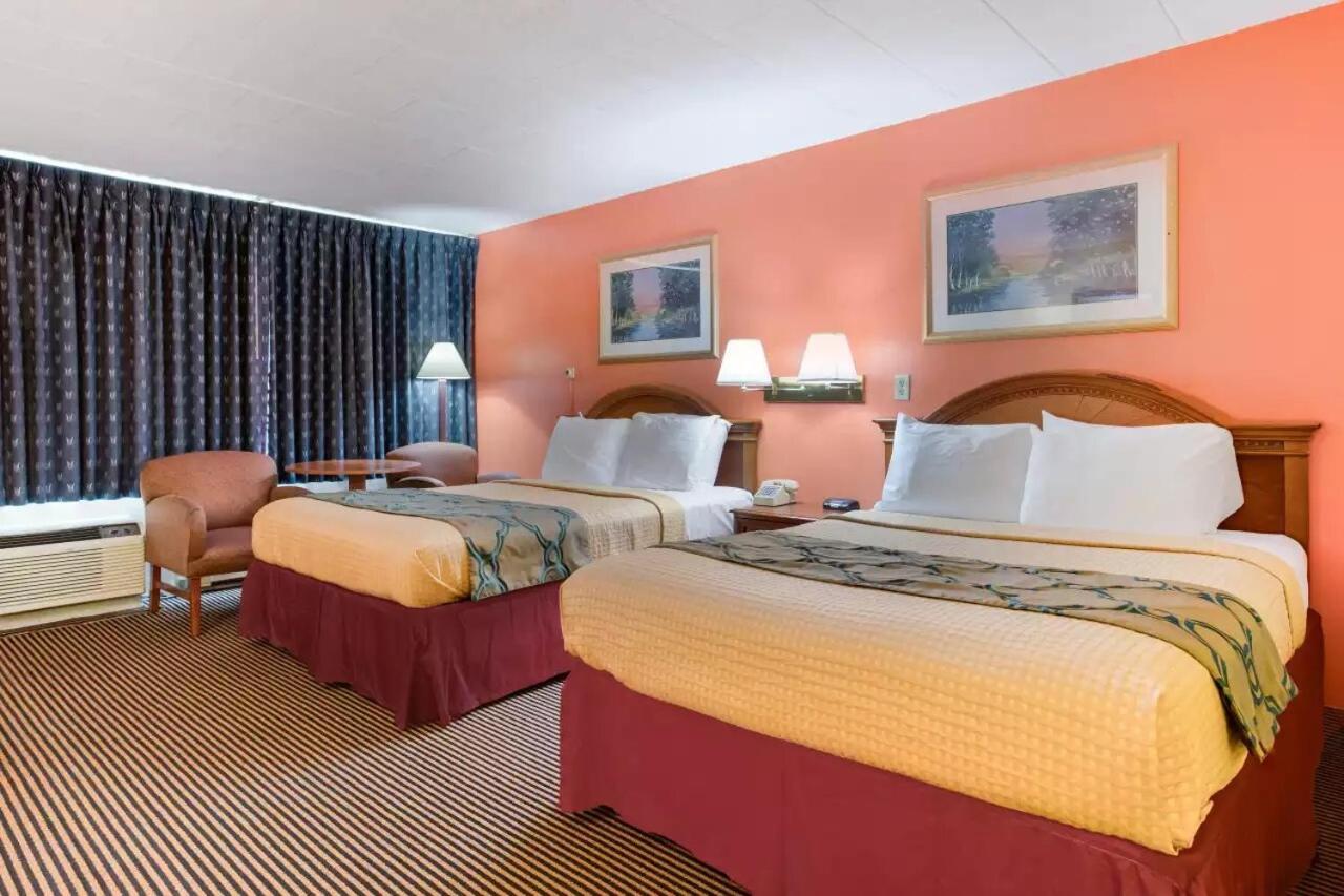Royal Inn Clearfield Zewnętrze zdjęcie