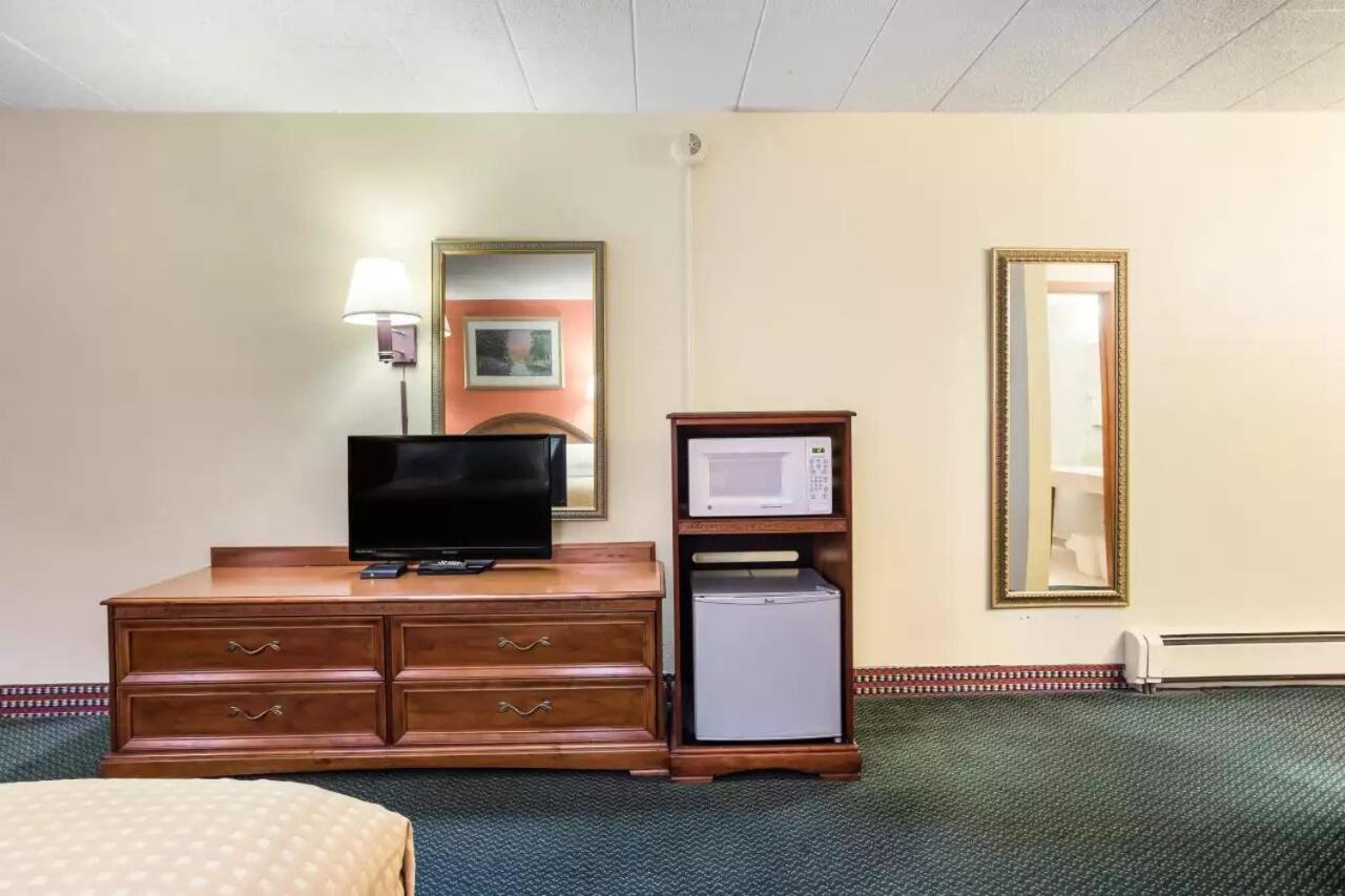 Royal Inn Clearfield Zewnętrze zdjęcie