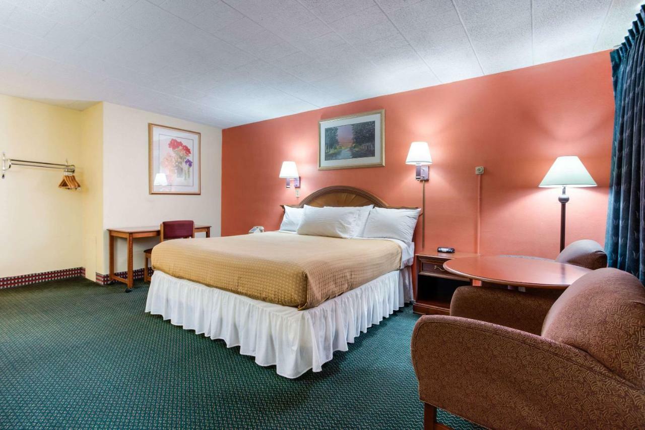 Royal Inn Clearfield Zewnętrze zdjęcie